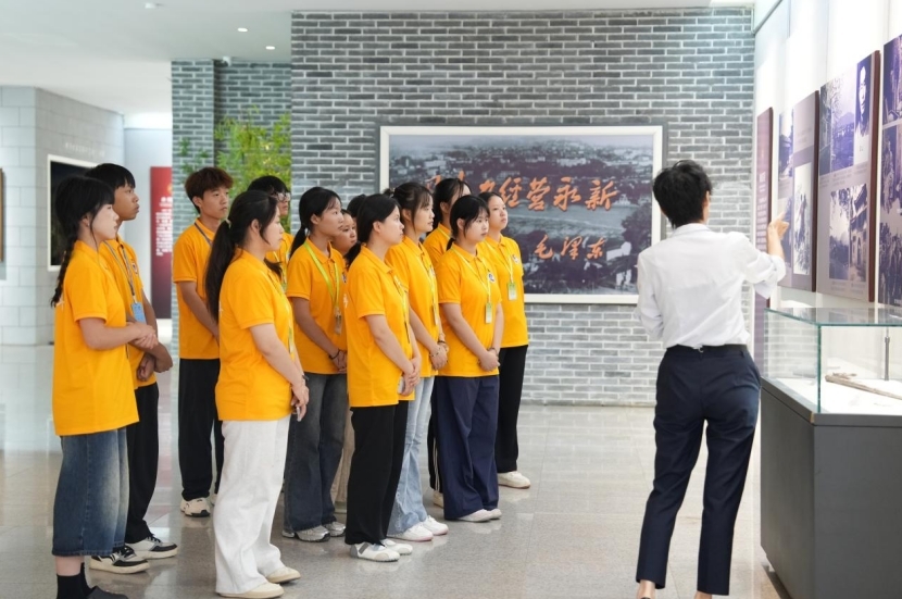 江西旅游商贸职业学院“小桑叶”实践队：青春足迹印红土 实践赋能促振兴