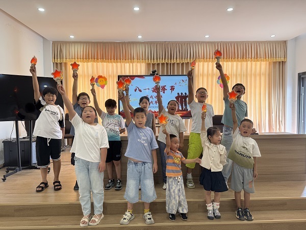 文明实践| 江苏盐城滨海天场镇:薪火相传拥军情 红色护苗伴成长