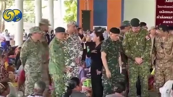 泰国军方组织外国使节及媒体考察泰柬边境
