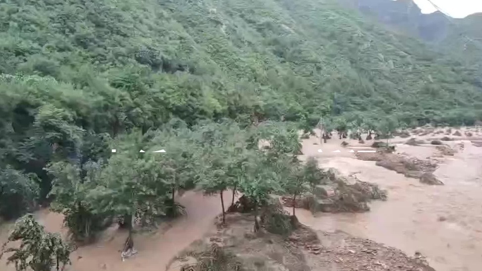 河北承德一镇因暴雨断联，网友发帖求助，镇政府回应