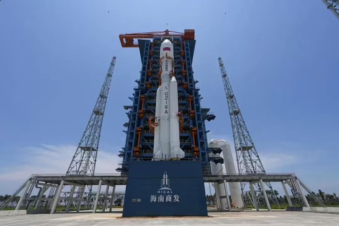 蓄势待发(肖国军摄),以上图源:中国航天科技集团