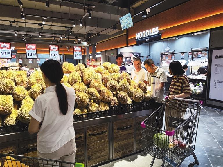 胖东来种子班成员甘肃首店亮相 兰州便民生活圈建咋样