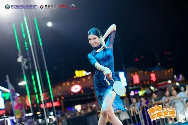 青岛西海岸新区金沙滩啤酒城精彩不停,啤酒欢乐女神海选即将收官!