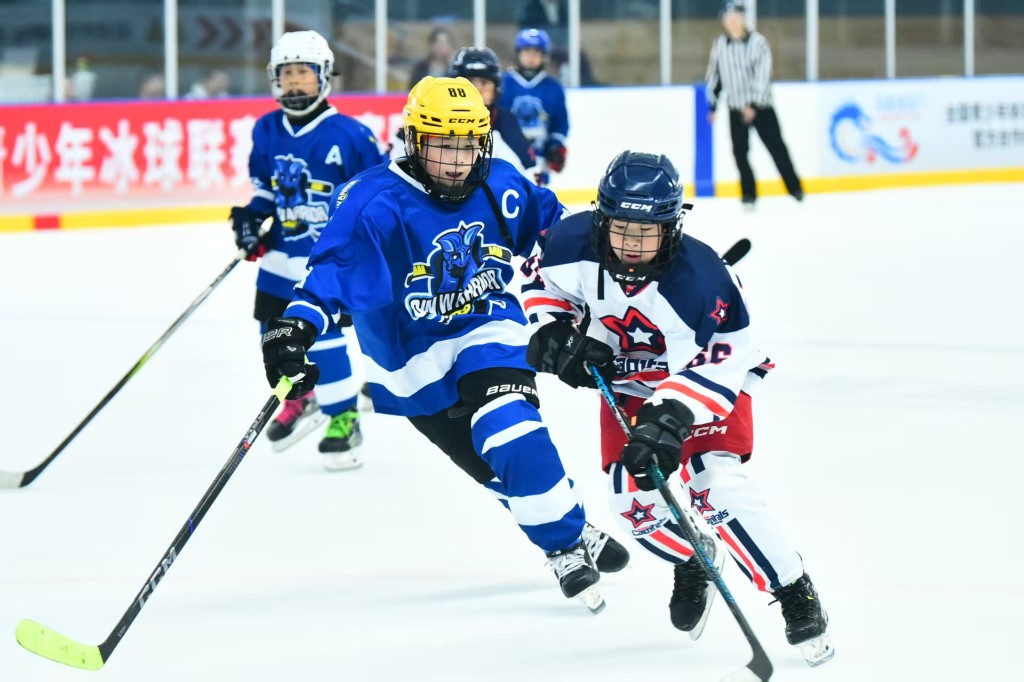 第五届中国青少年冰球联赛（西安赛区）是古城继2023年后再次举办该项赛事