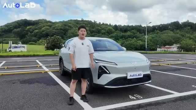 国民车迎来小改款，2025款五菱星光S都升级了哪些地方？