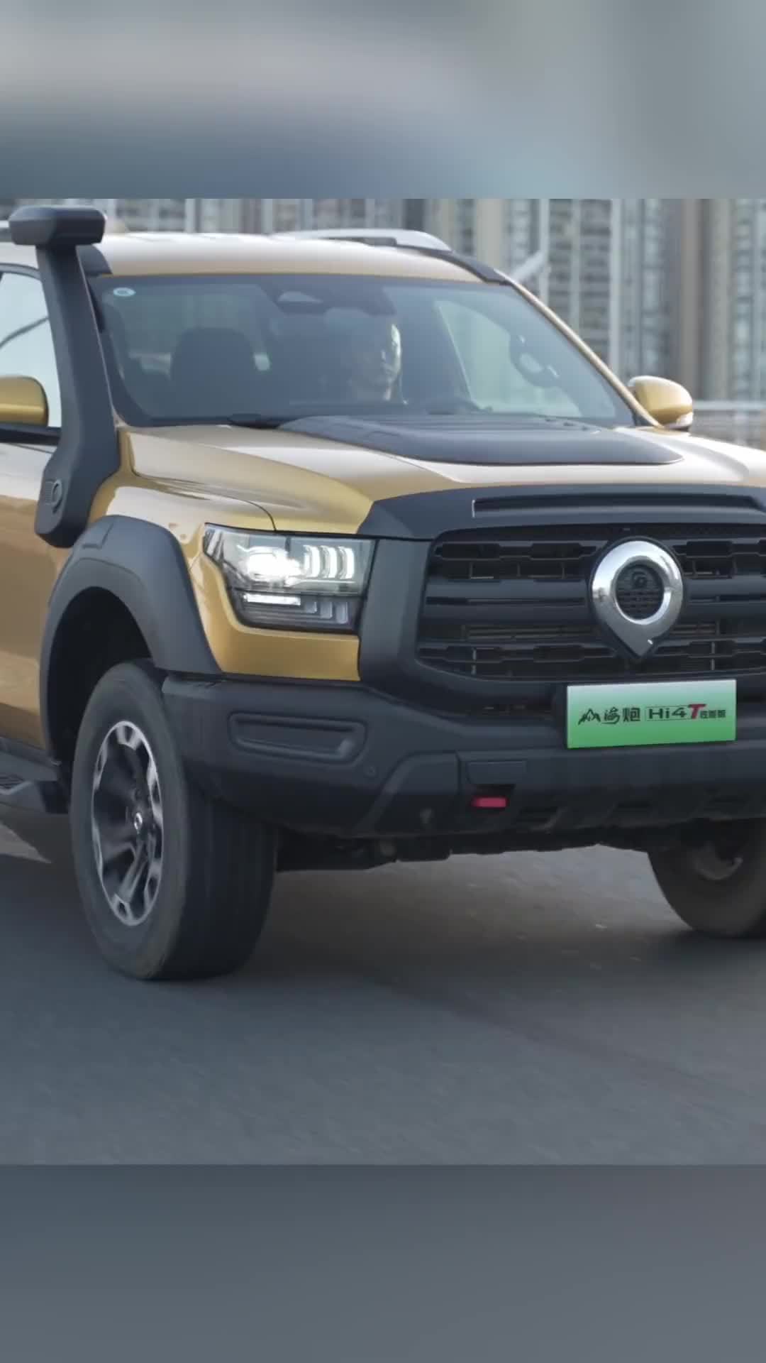 新能源越野实力很强的选手，它有何优势？