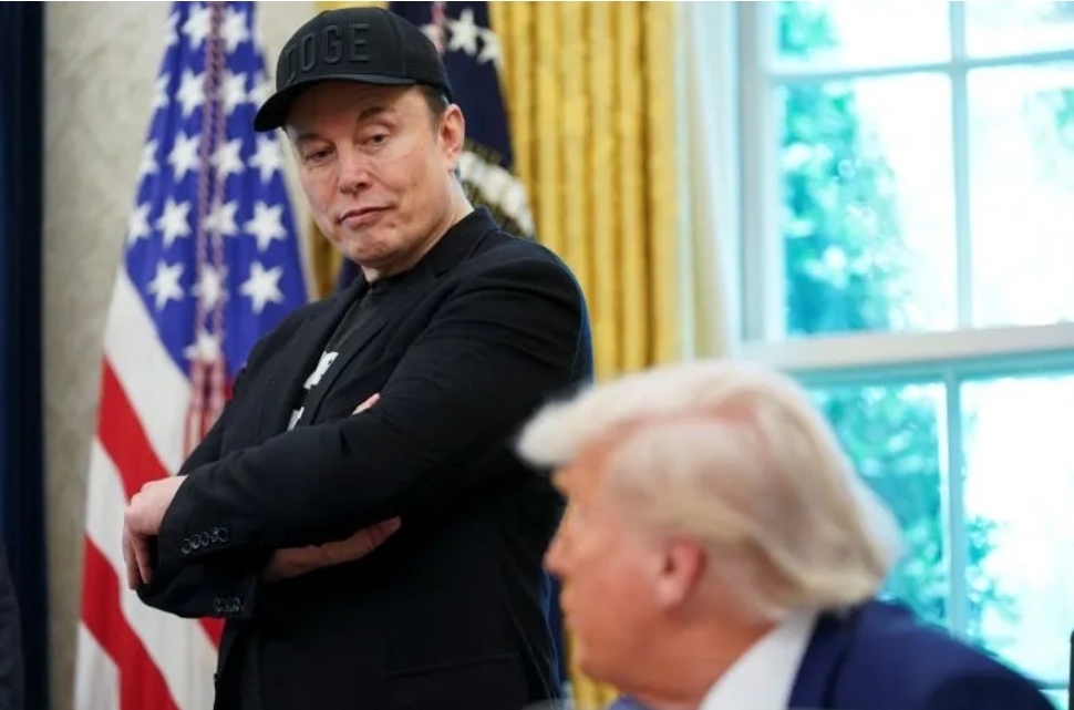 与特朗普关系缓和？马斯克再向共和党阵营捐赠千万美元