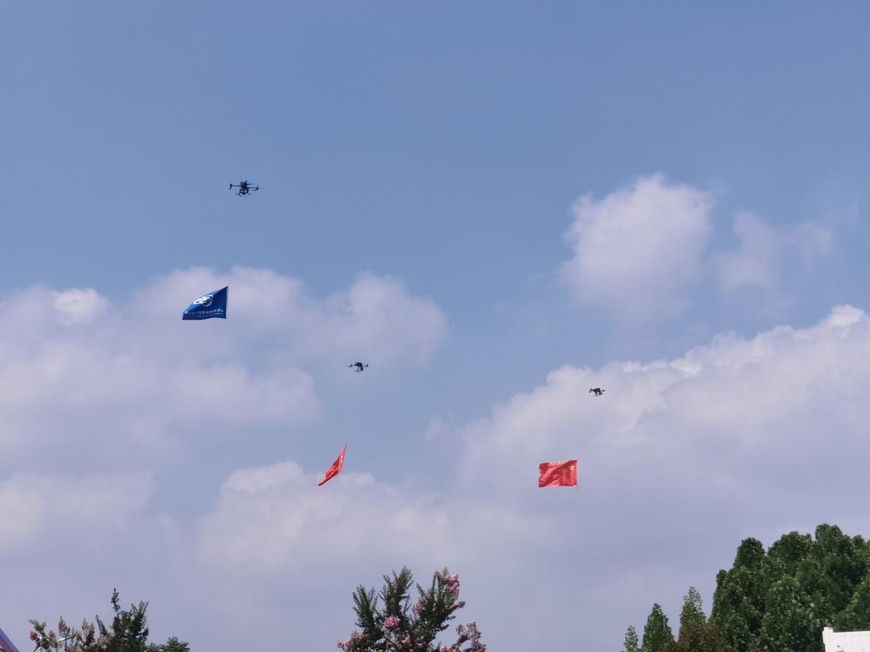 济北黄埔少年军校情系参战老兵开展行走的国防教育课