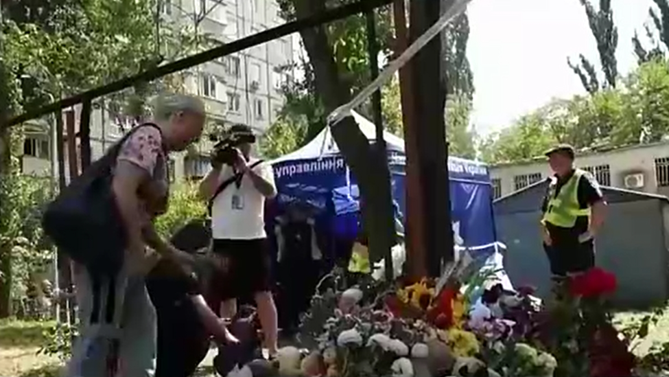 乌克兰首都悼念今年最致命袭击