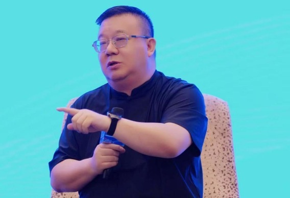 朱玉童：搶占優(yōu)質(zhì)語(yǔ)料，占領(lǐng)AI時(shí)代的戰(zhàn)略制高點(diǎn)