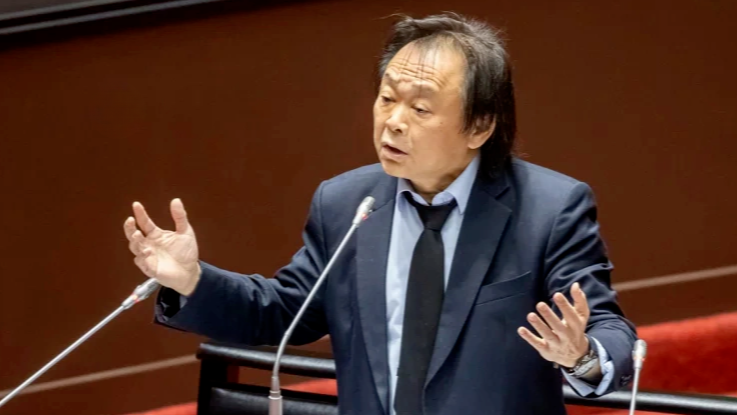 王世坚送卫生纸让柯建铭自己“擦屁股”：要有自知之明