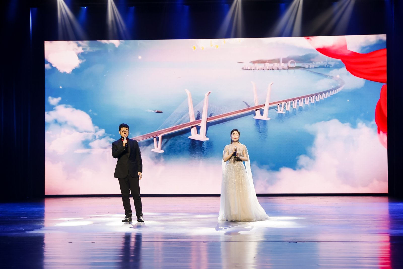 上合组织成员国艺术节专场演出 在青岛盛大举行