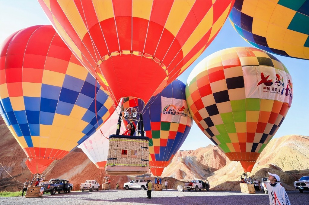 热气球飞行表演