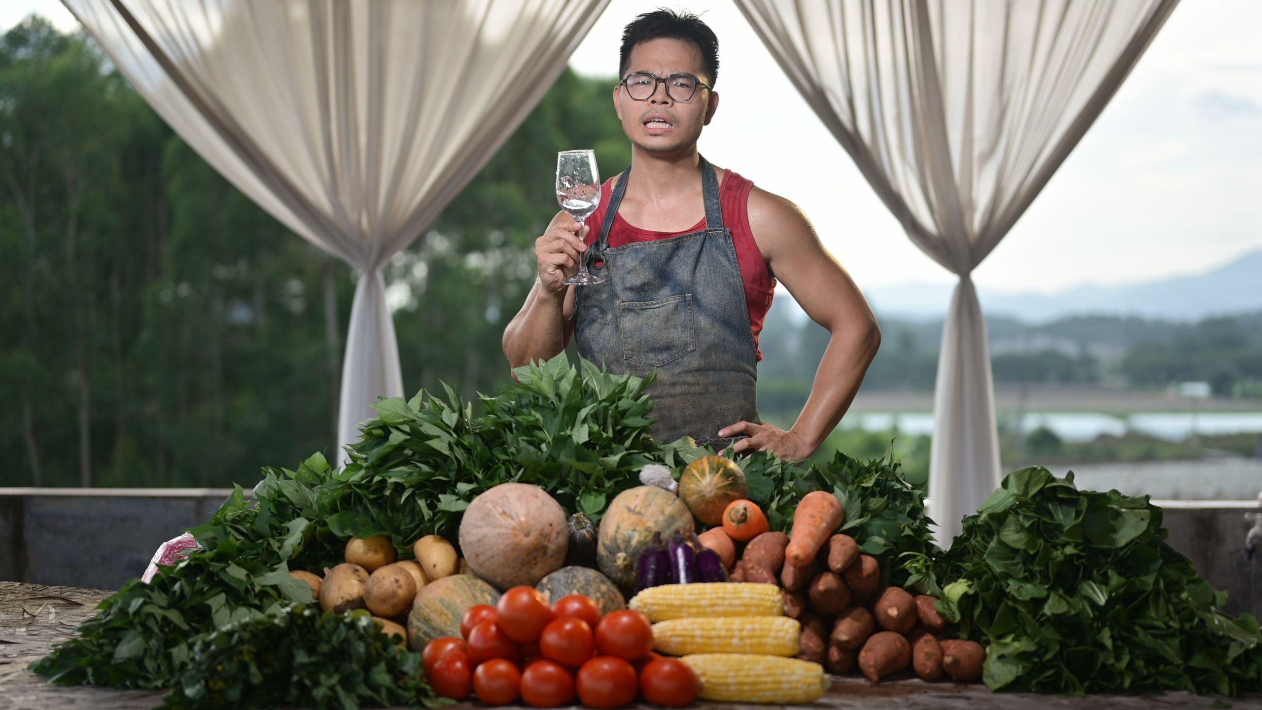 花两百多买一百多斤菜，帮大家踩完菜市场的所有坑