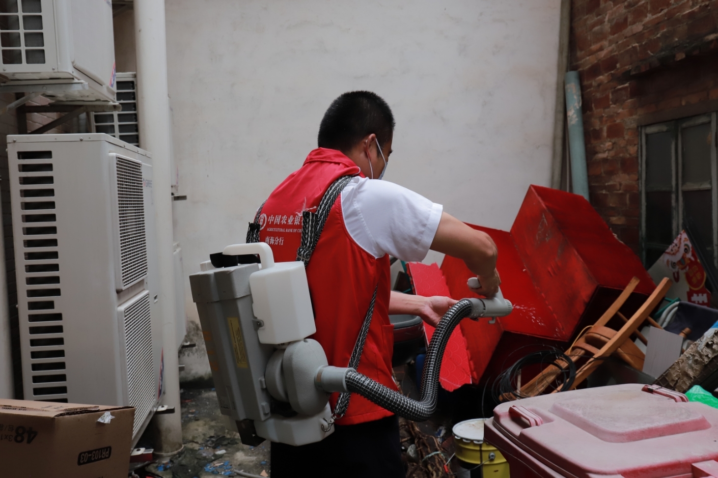 农行南海丹灶支行:以初心暖民心 用行动践担当