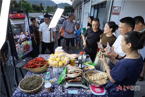 直播现场（叶斯妮 摄）