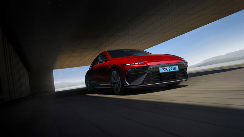 现代全新艾尼氪6发布：韩国电动车续航里程新纪录诞生