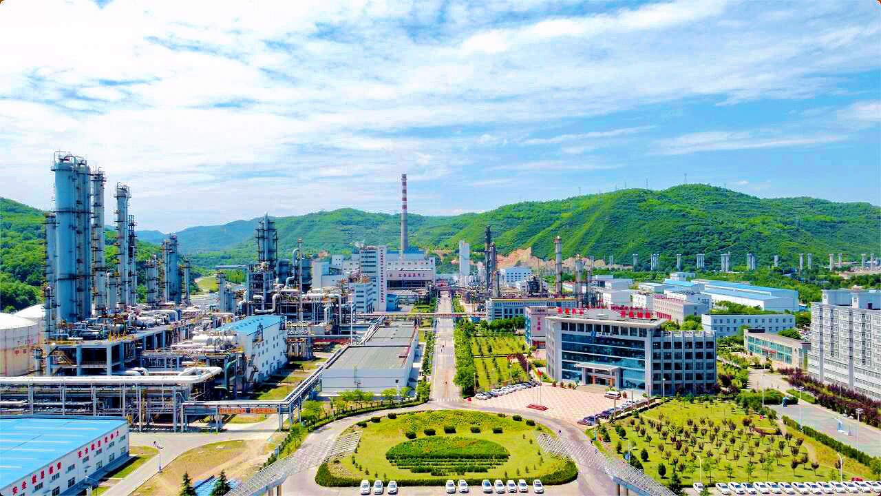 "煤海"扬帆打造工业样板　华亭双轮齐驱上半年成绩亮眼