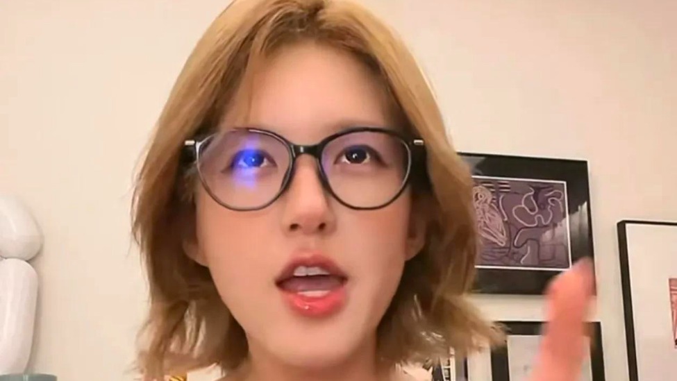 赵露思大胆开麦！聊整容、谈内幕、挺曾黎，放话姐现在不忍任何人封面图