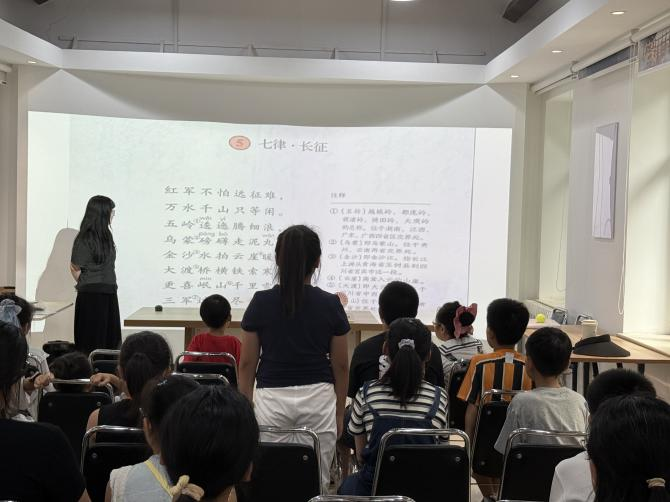 全环境立德树人——童心向军魂 共忆长征路 台东街道开展多维红色教育活动