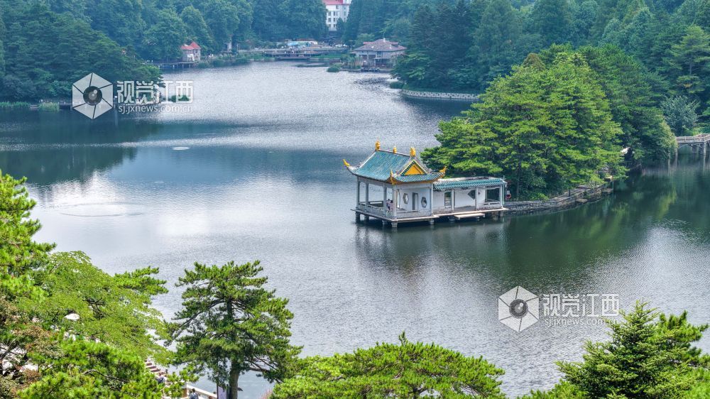 暑期旅游熱（圖）