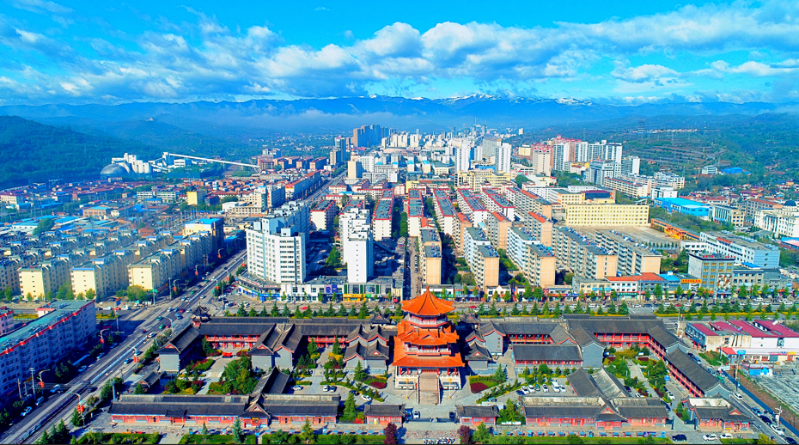 "煤海"扬帆打造工业样板　华亭双轮齐驱上半年成绩亮眼