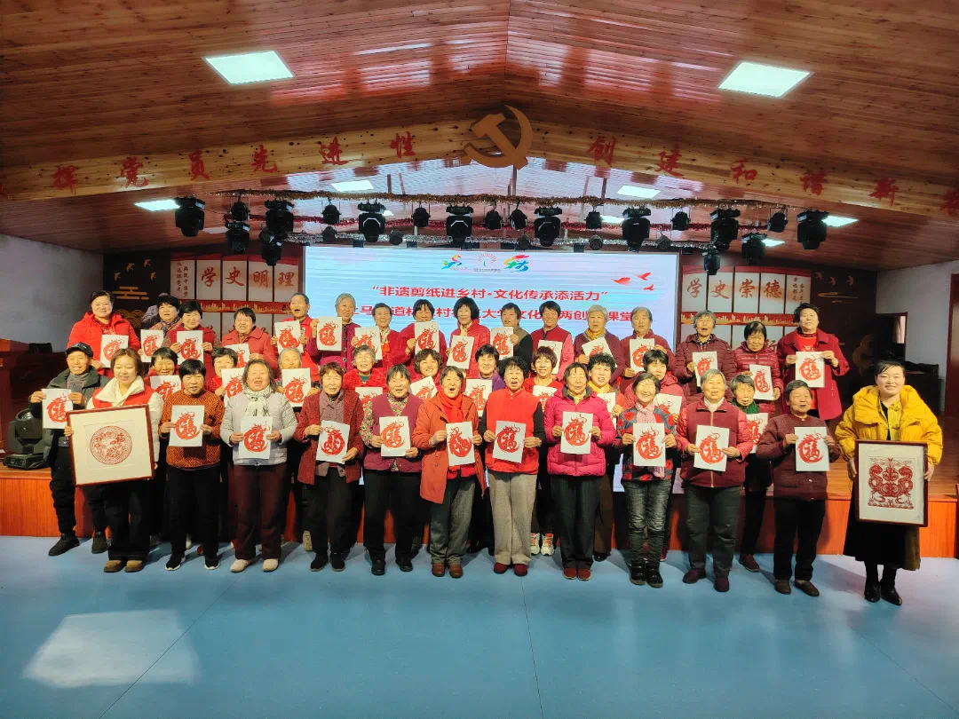 青岛乡里乡亲｜颜丙兰：匠心剪刻守艺脉，活态传承焕新颜