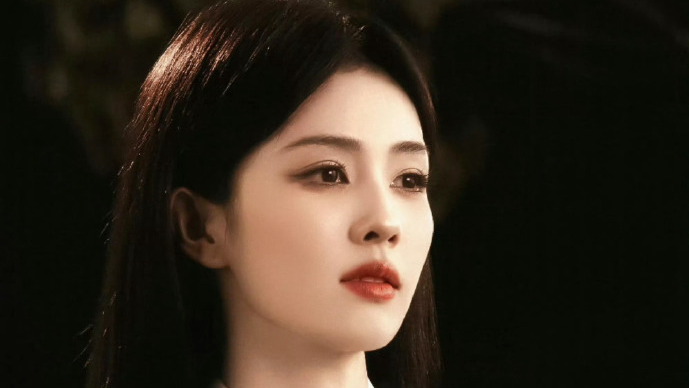 于正称白鹿团队全内娱最好：娱乐圈哪个老板敢说比我做的好，随便比封面图