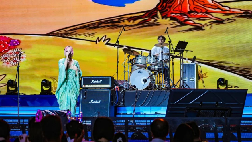 啤酒麦香遇见世界韵律！青岛西海岸新区金沙滩啤酒城即将迎来世界级演出盛宴