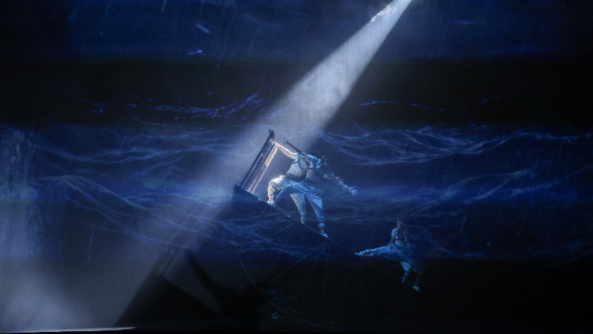 苏超南通出圈,杂技更胜一筹 《寻梦出海记——大海小海》热演南京