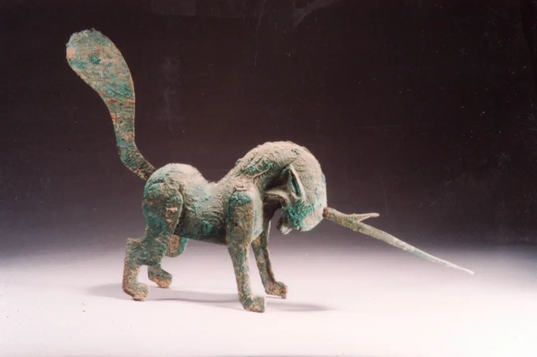 铜獬豸（汉代　酒泉市出土　一级文物）　甘肃省博物馆藏