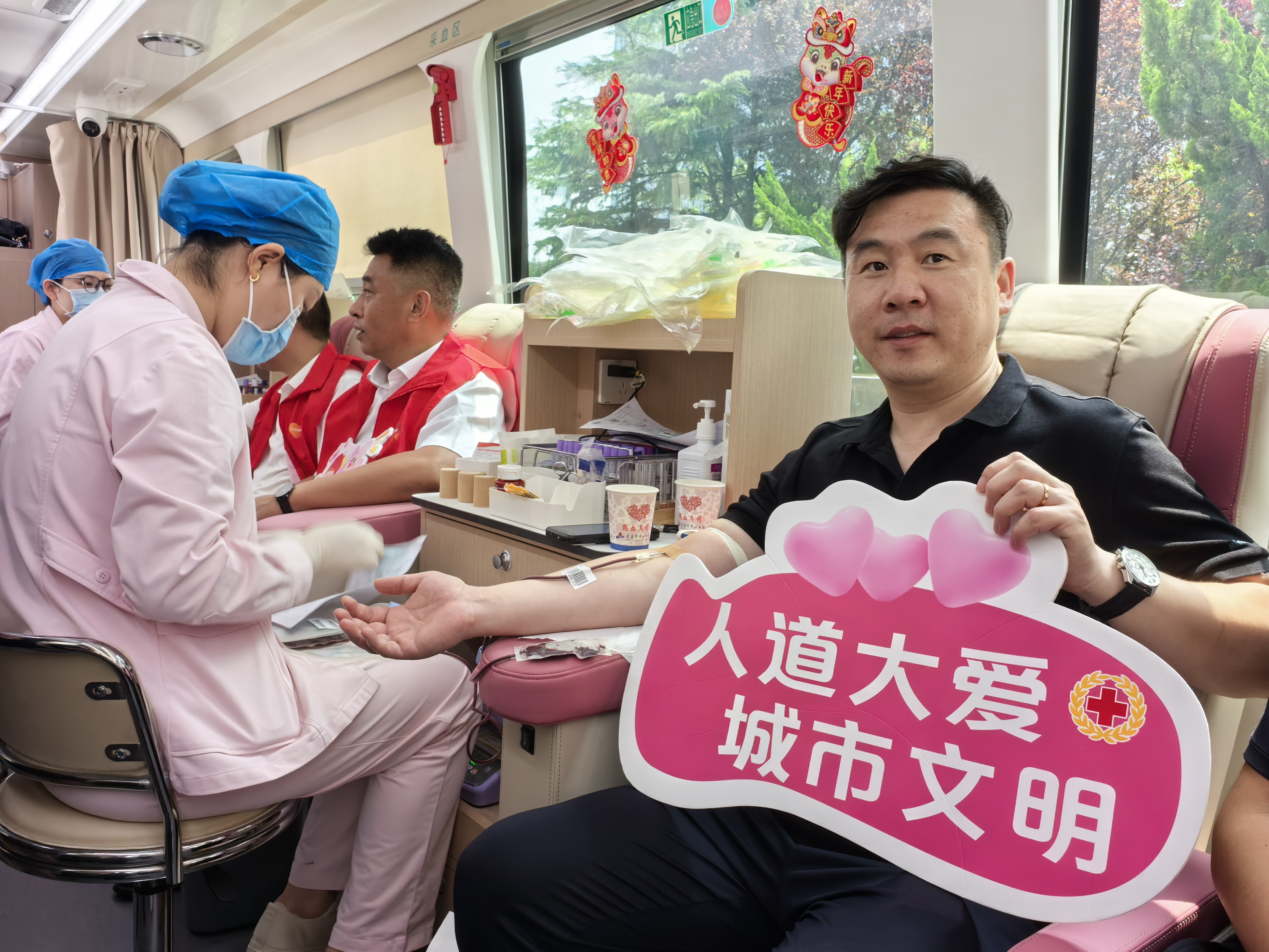 热血先锋，为爱集结！青岛创投风投中心楼宇党委无偿献血活动燃情启动！