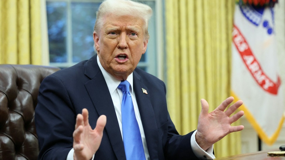 特朗普:美将对芯片和半导体征收100%的关税