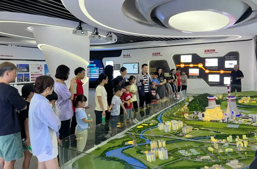 中山黄圃组织青少年走进现代电厂 激发科学探索兴趣