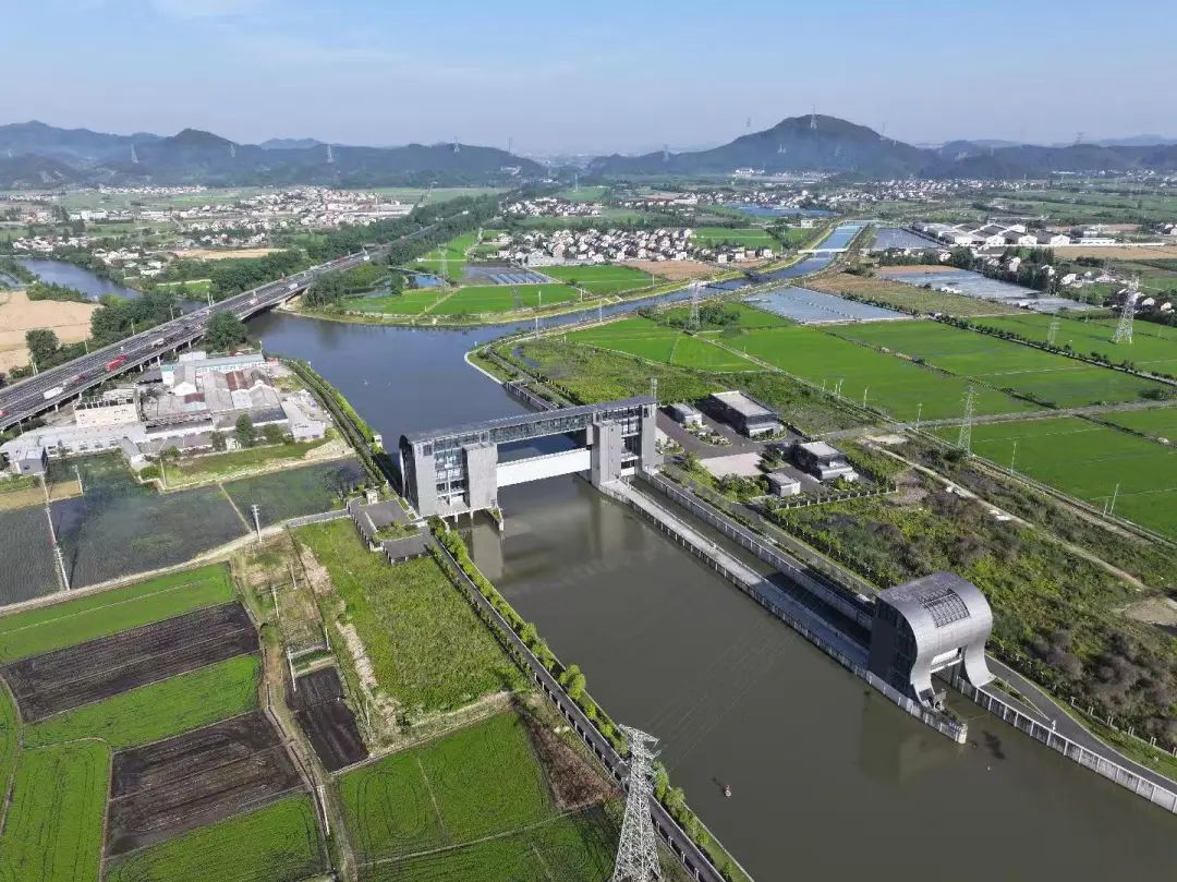 姚江西分大闸.市水利局供图