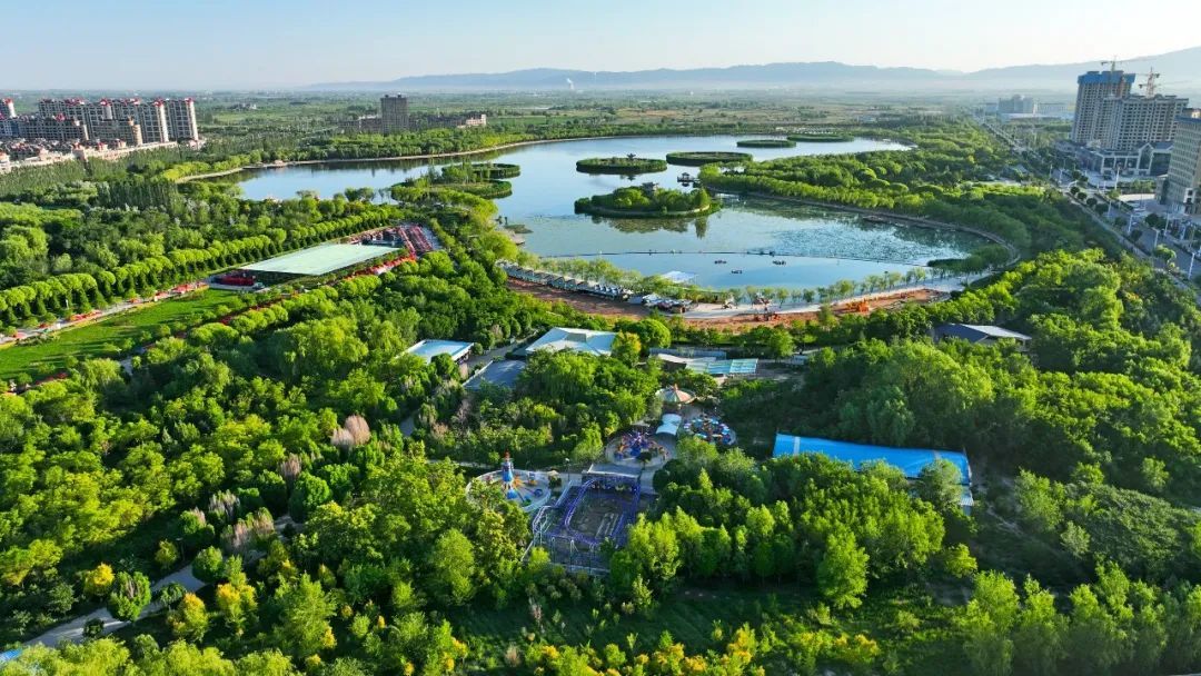 张掖市润泉湖公园 新甘肃·甘肃日报通讯员 成林