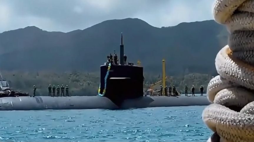 特朗普将美国两艘核潜艇部署到俄附近海域，美俄核对抗一触即发？