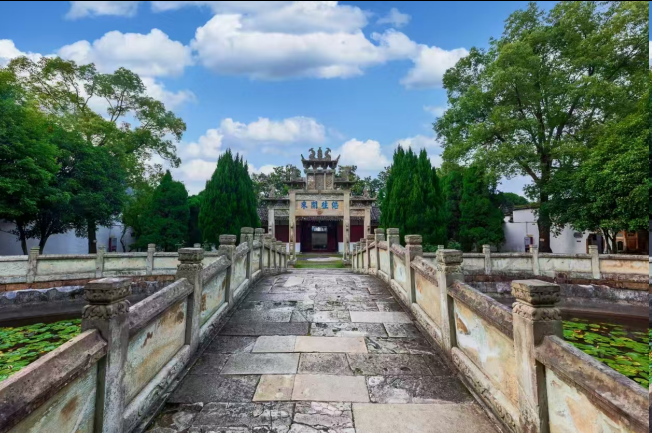 鹅湖书院（继往开来）。