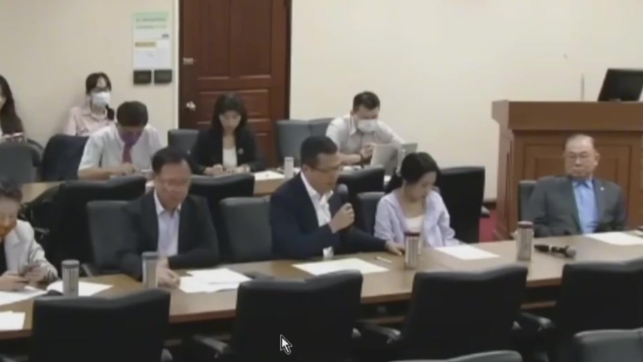 台当局用“四大让步”换20%暂时性关税，罗智强：民间叫苦连天