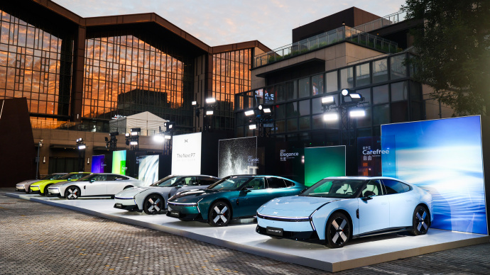 何小鹏:全新小鹏P7预售6分37秒小订突破10000台