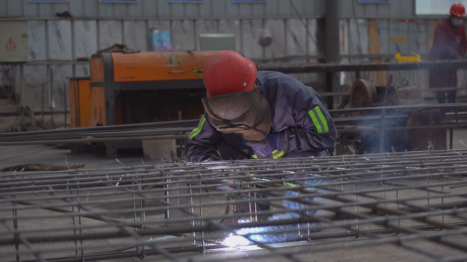 华亭保姆式服务赋能 绿色建材跑出加速度