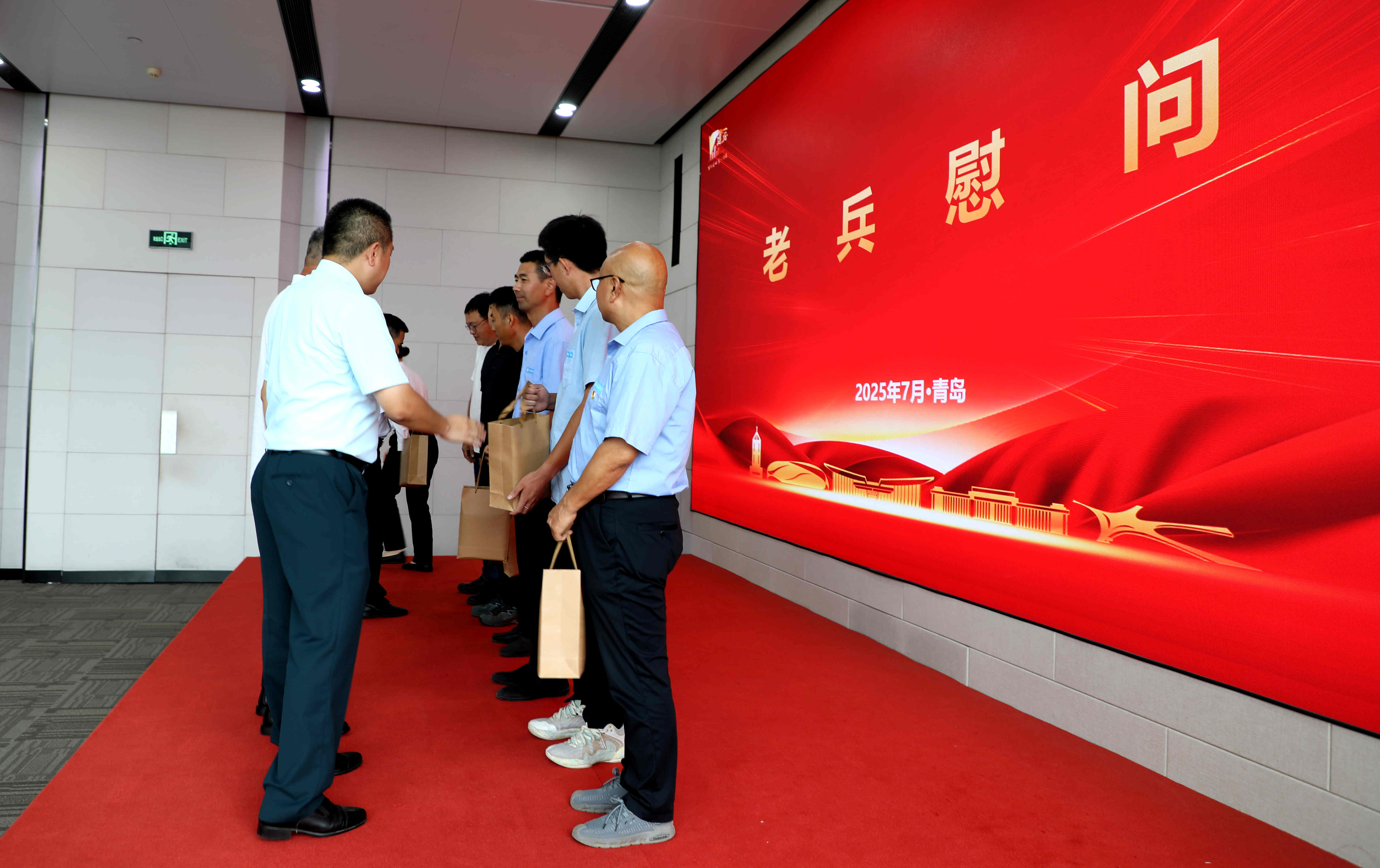 军地企共筑红色联盟——青岛市即墨区住建局与中建八局四公司开展庆“八一”共建活动