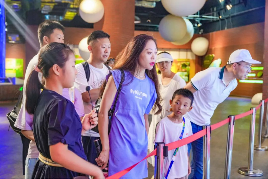 加入这场体育和啤酒的盛宴，来就对了！