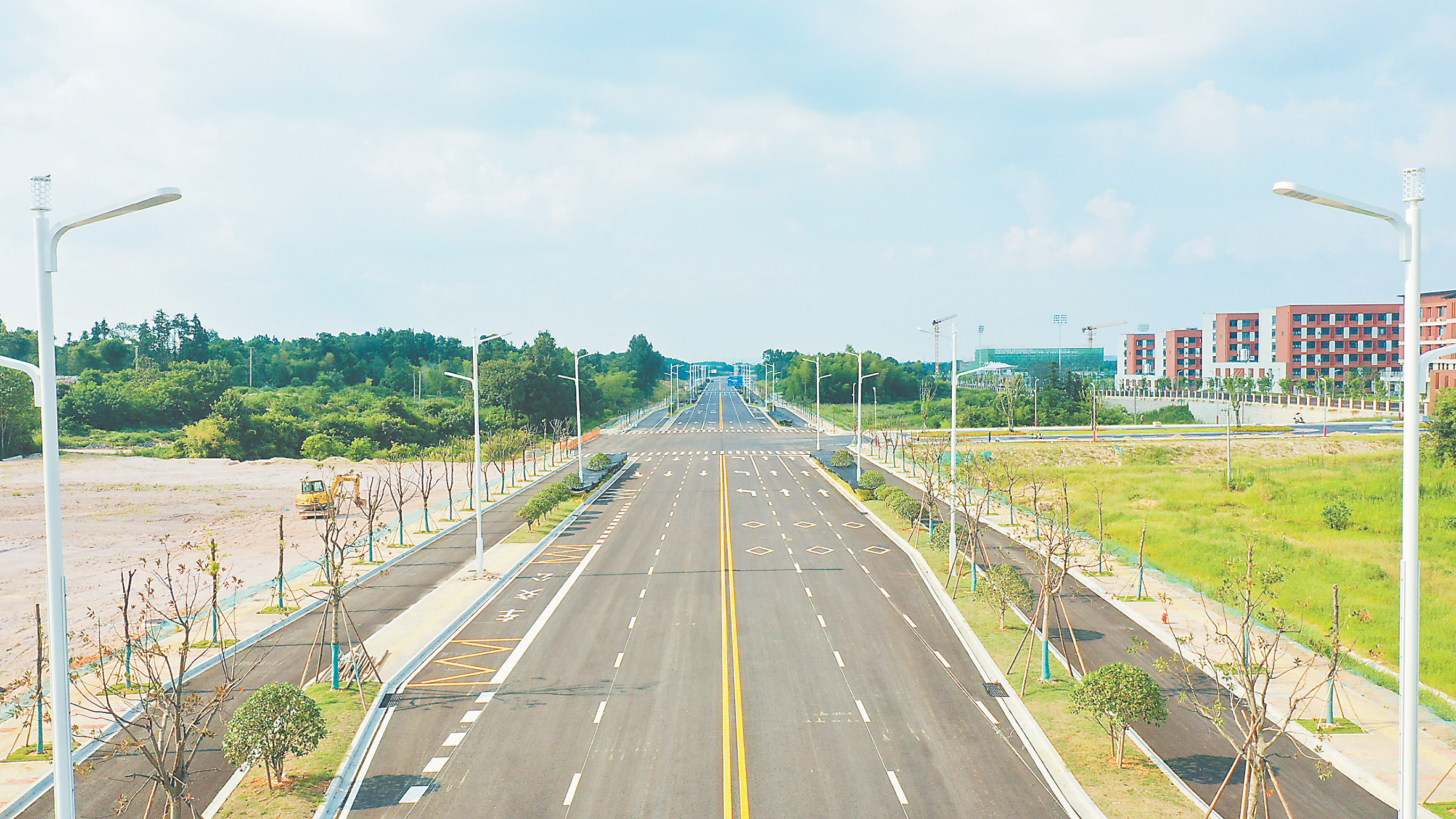 抚州东临新区辉煌大道及环湖南大道建成通车（图）