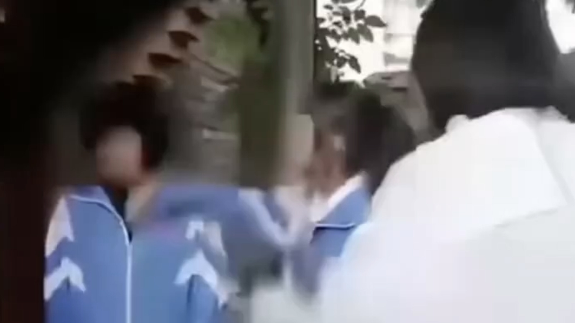 甘肃省艺考播音统考第一名女生霸凌他人视频曝光？天水市教育局：已关注到，正在核查处理