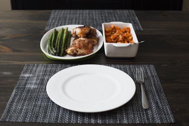 早点吃饭或可降低肥胖遗传风险