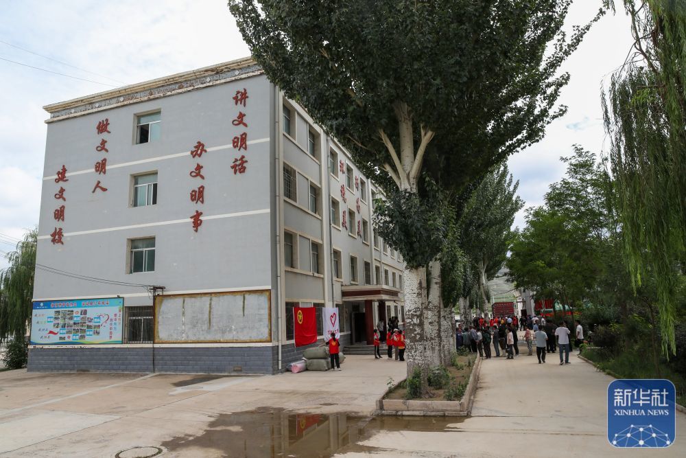 这是8月9日拍摄的榆中县第三中学安置点