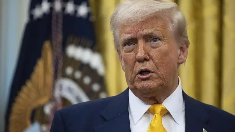 风向要变了？特朗普专机还未抵华，美交通部长：领空控制权给中国