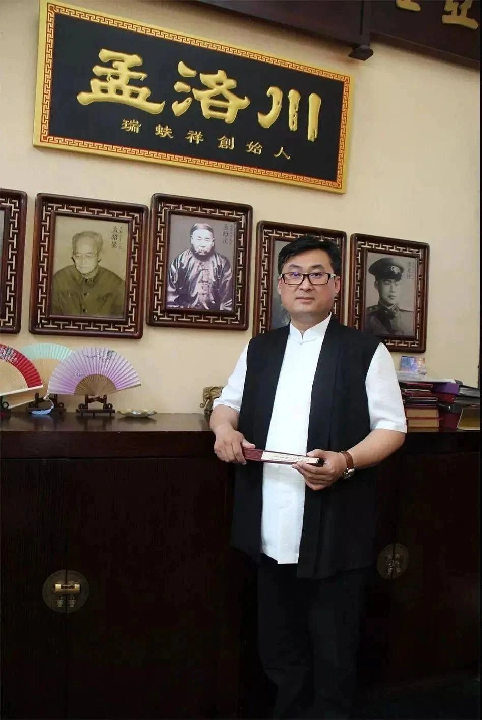 一针一线承百年!“瑞蚨祥”重回青岛市北老城!