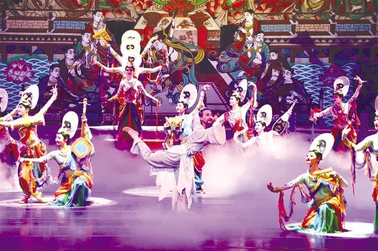 经典舞剧《丝路花雨》驻场演出受热捧